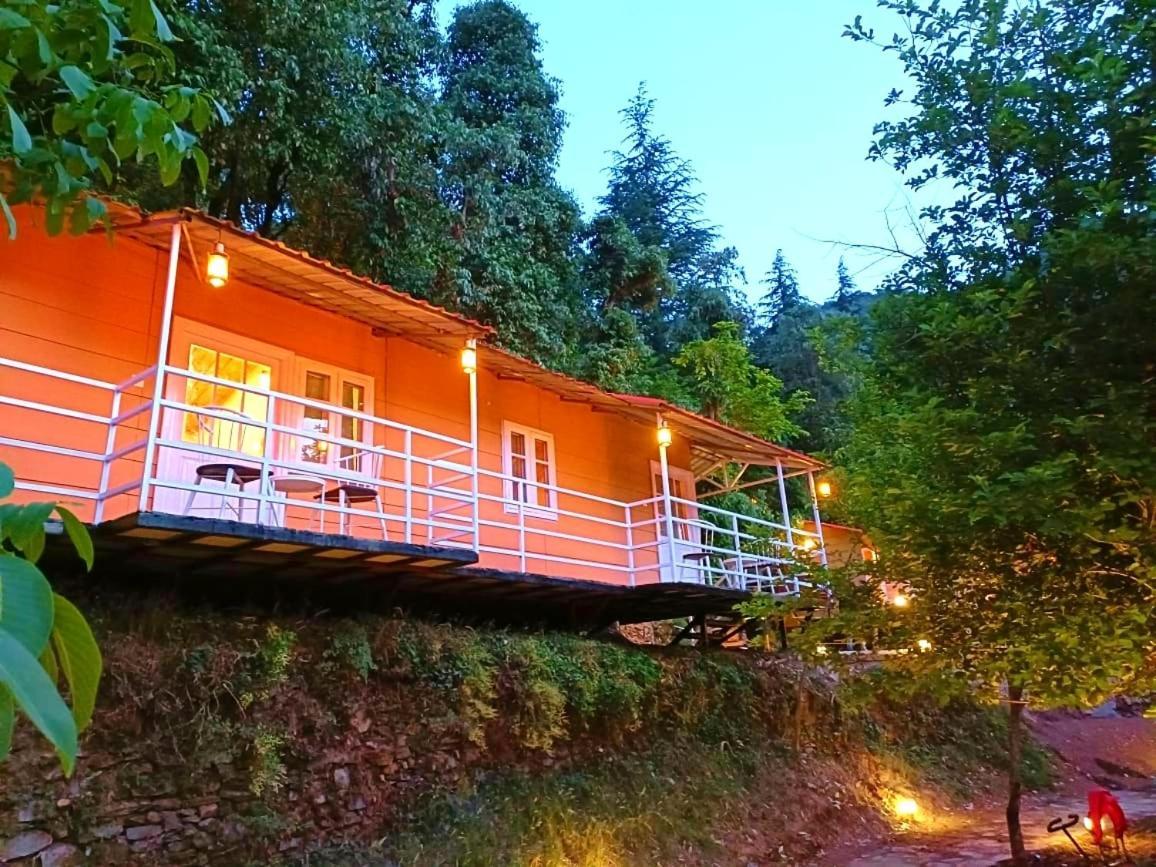 Aaroham Resort, شيملا المظهر الخارجي الصورة
