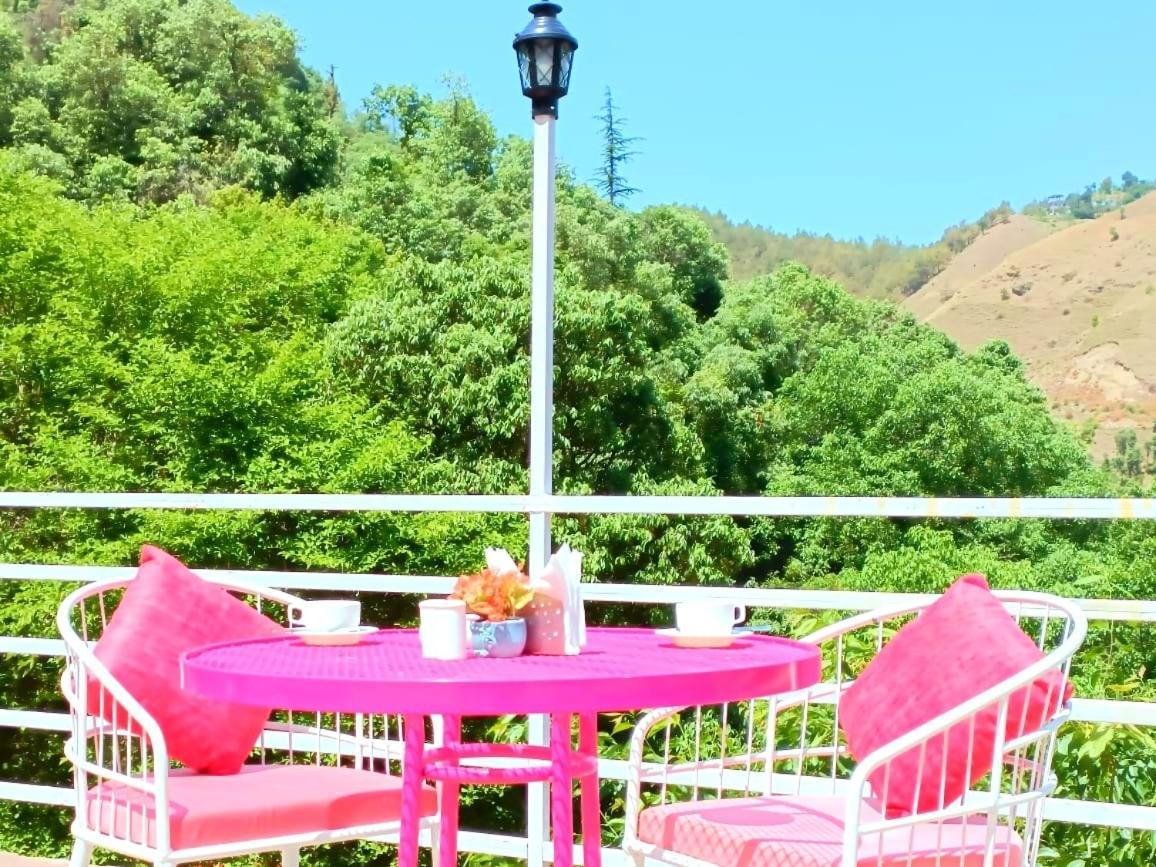Aaroham Resort, شيملا المظهر الخارجي الصورة